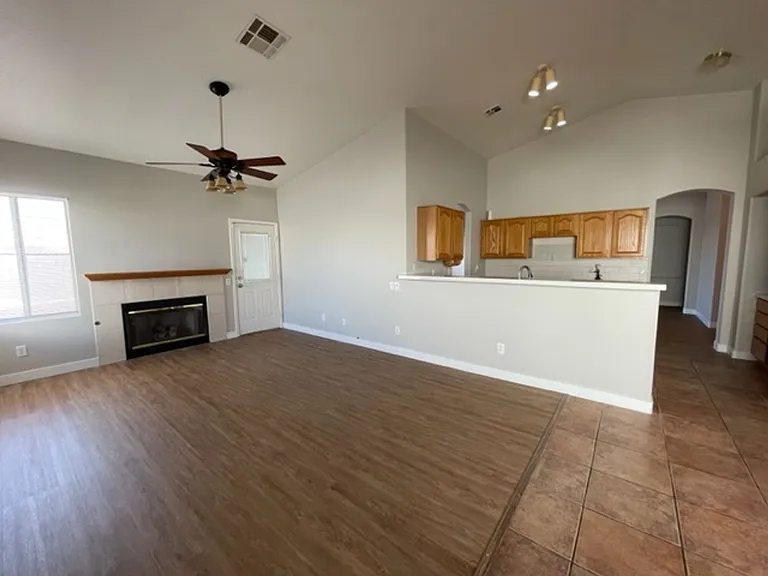 4334 Yorkwood Dr — Photo 8