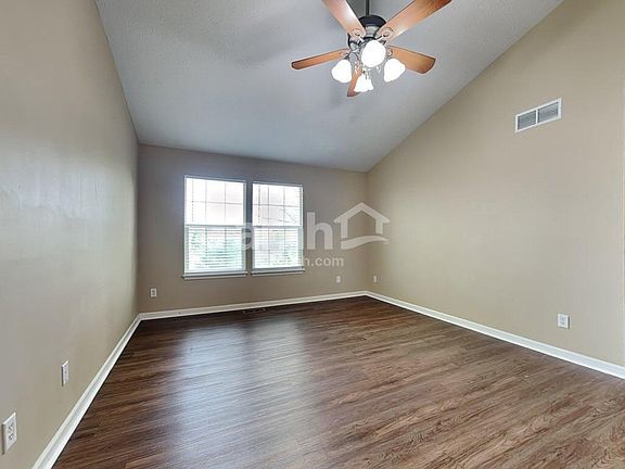 5th image of 1018 Statesman Dr