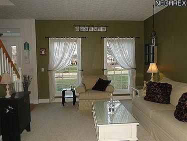 3rd image of 1304 Gold Crest Dr