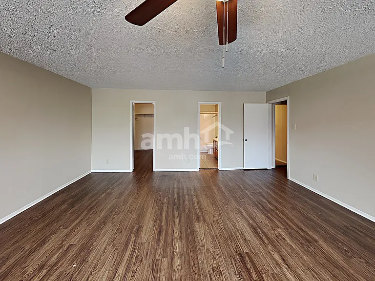 6678 Snow Meadow Dr — Photo 11