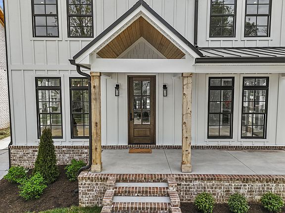 4th image of 1212 Kastle Rd