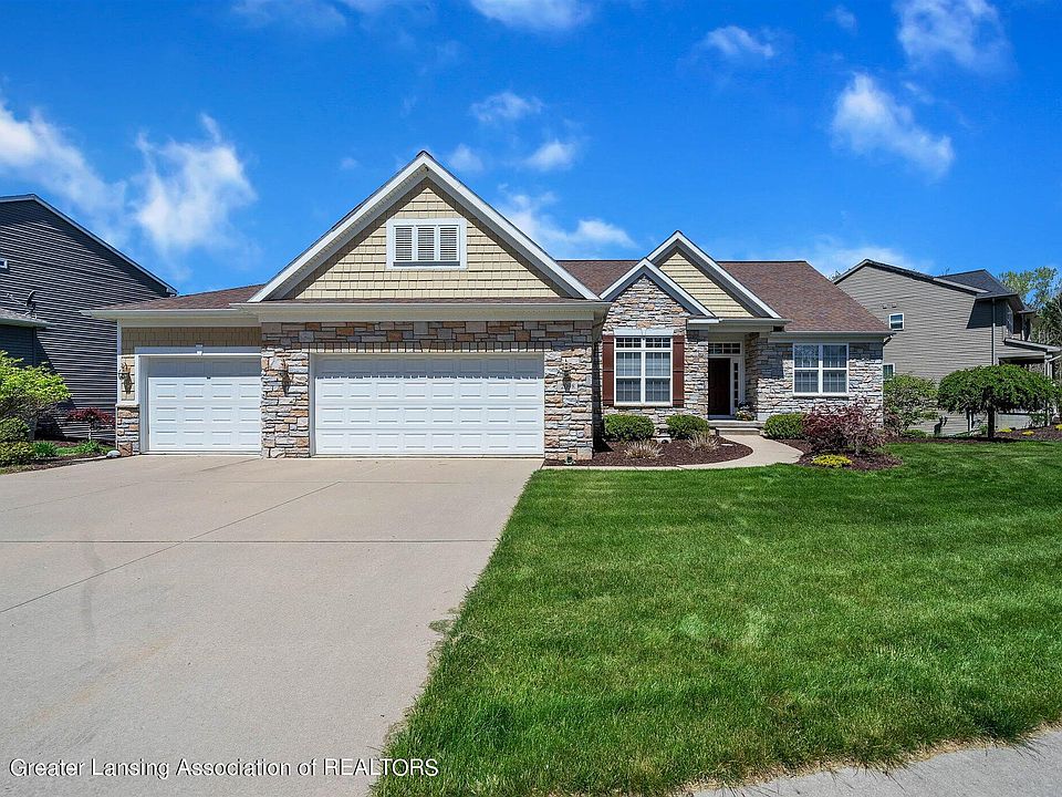 1st image of 2098 Isaac Ln
