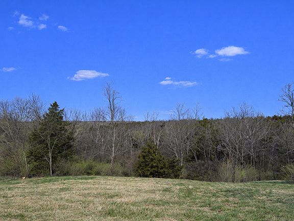 2nd image of 500 Windy Ridge Ln