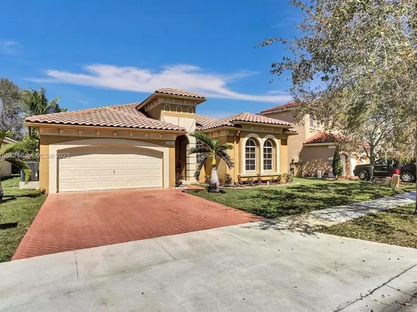 14081 SW 54th St, Miramar, FL 33027