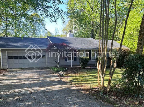 2489 Forestdale Dr