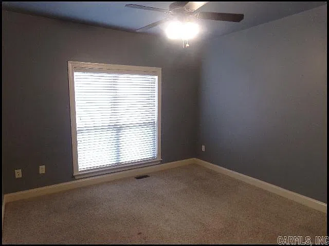 3153 Stonewall Dr — Photo 10