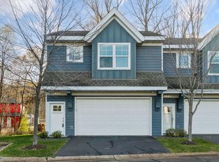 5441 Lost Lake Ln, Mound, MN 55364