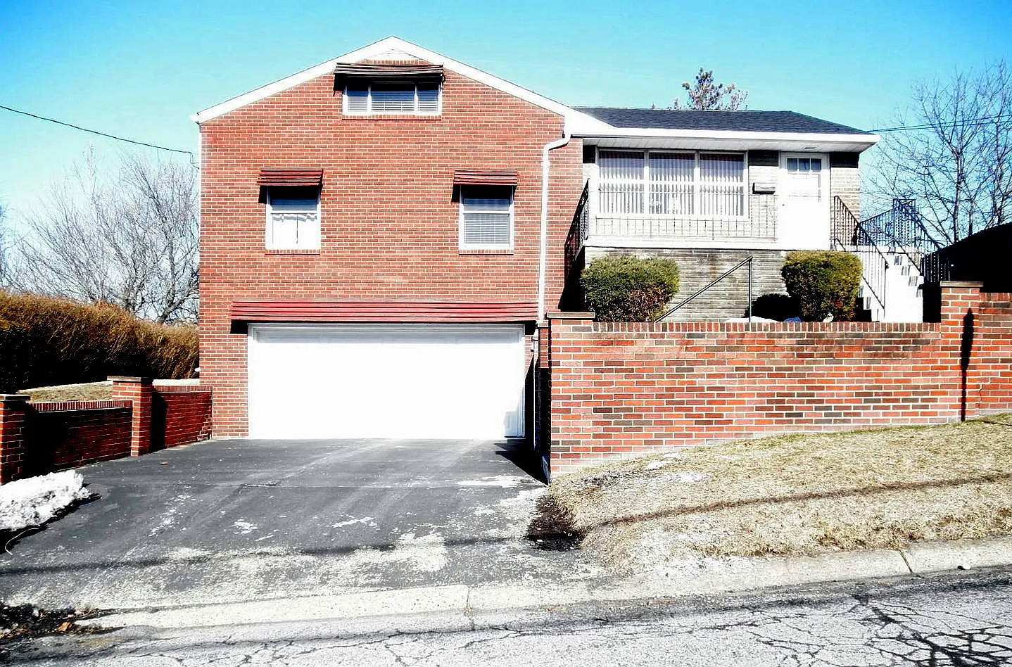 420 Prospect St photo 1
