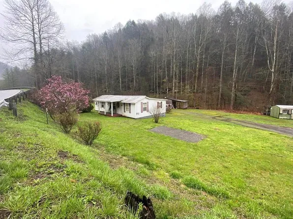 3734 Old Rocklick Rd, Big Rock, VA 24603