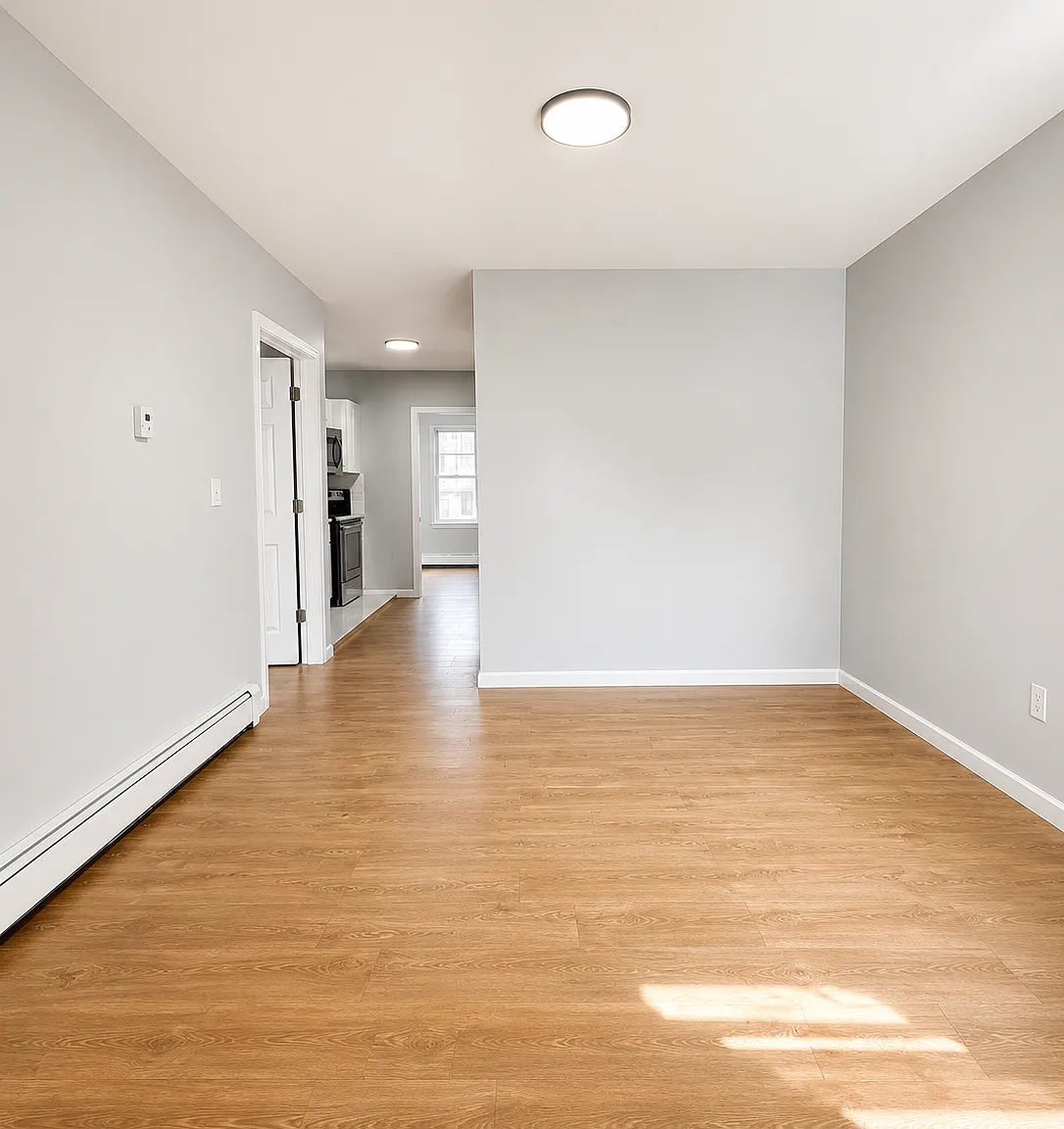 3 bed, 700 sqft, $2,095 — Photo 4