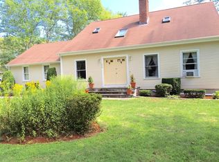 256 Beeden Rd, Dartmouth, MA 02747