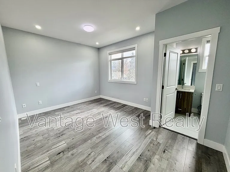 756 Glenwood Ave #2 — Photo 15