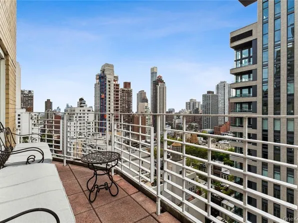 205 East 63rd Street image 15 of 19