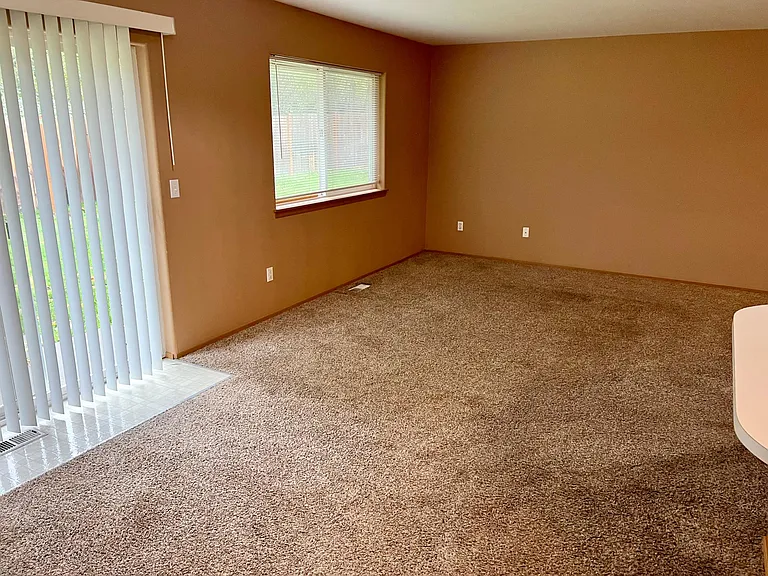 Eating area into slider