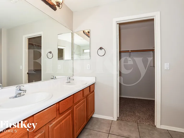2050 W Hayden Peak Dr — Photo 10