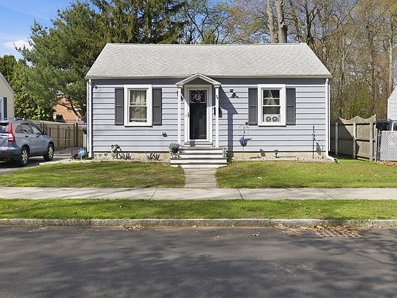 2nd image of 74 Gilman St