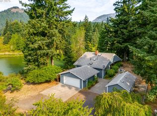 2020 Greenleaf Dr, North Bonneville, WA 98639