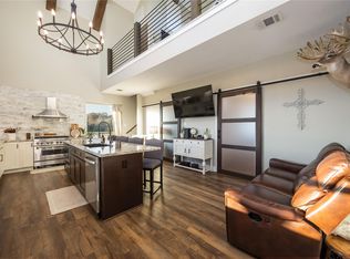 330 Ridge Rd, Manvel, TX 77578