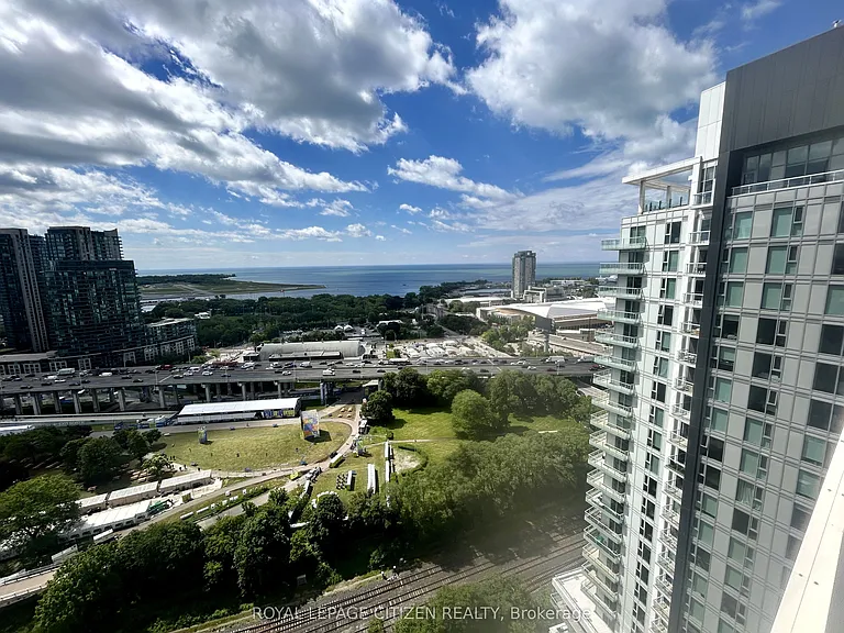 30 Ordnance St #2402 — Photo 38