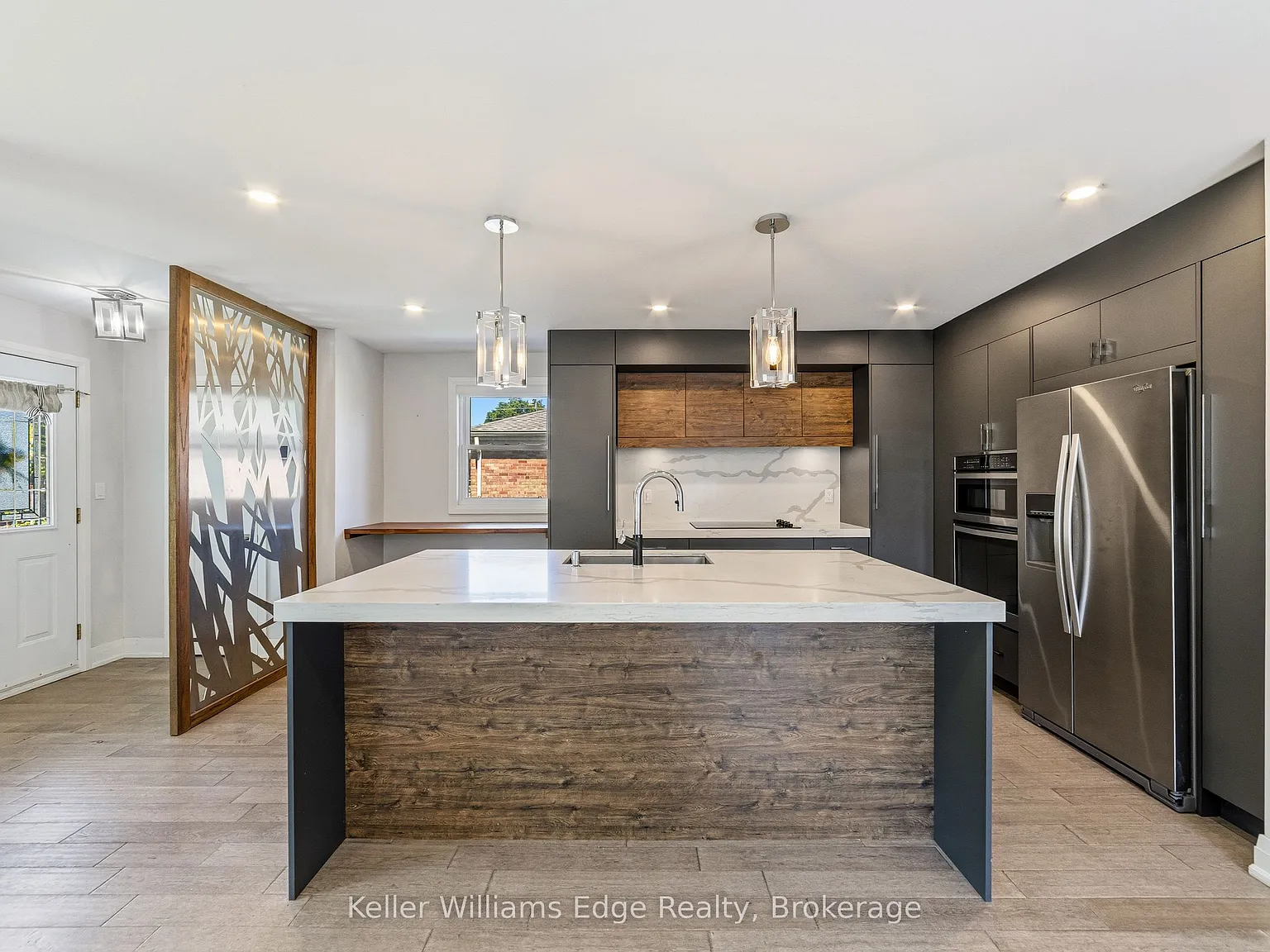 3 bed, $3,000 — Photo 1