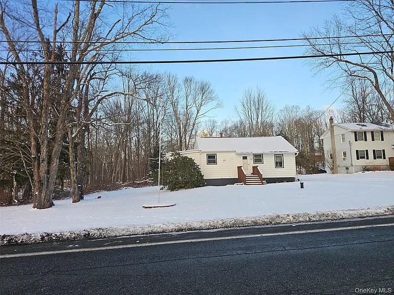 1110 Route 211 W — Photo 1