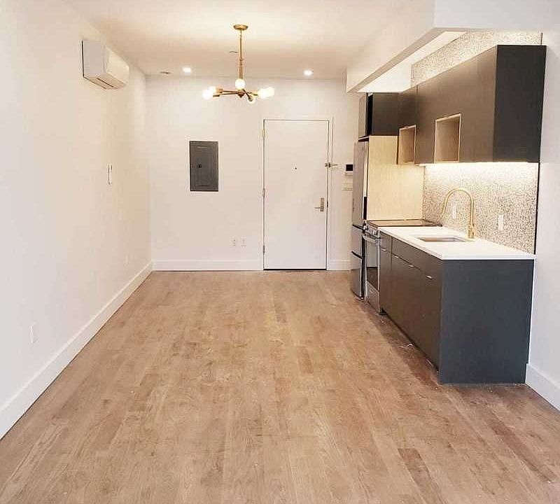 1st image of 484 Gates Ave #3BB