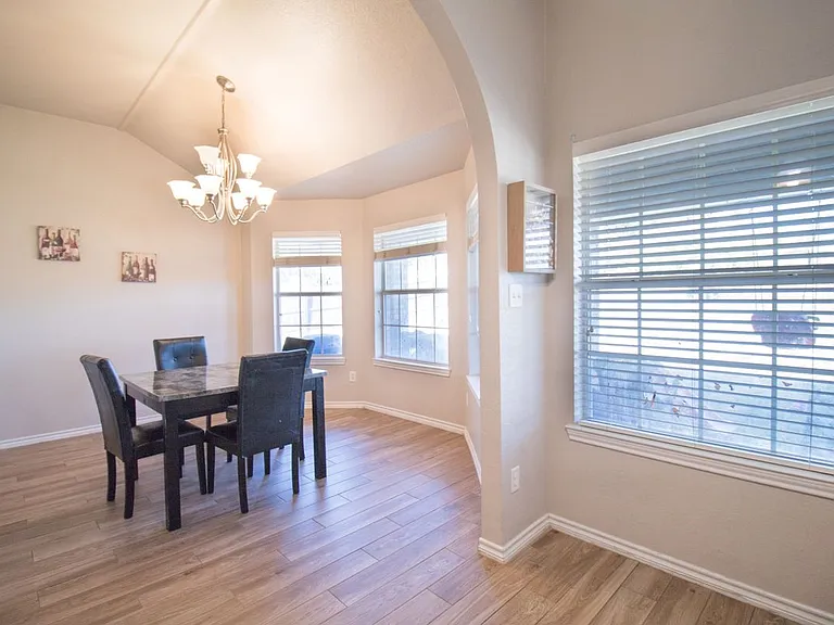 714 Tundra Dr — Photo 6