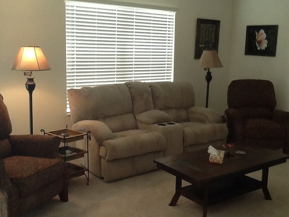 1st image of 590 Burnside Pl
