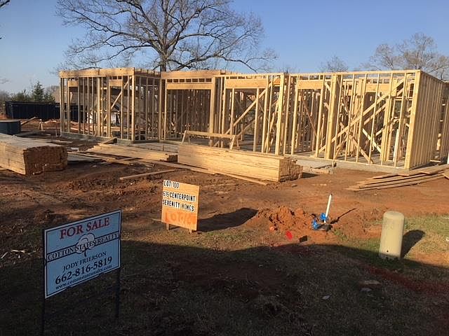 2nd image of 616 Centerpointe Cv