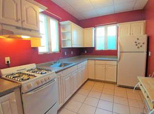 162 Walnut St APT 4, Fall River, MA 02720