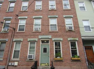 360 8th St APT 6, Jersey City, NJ 07302