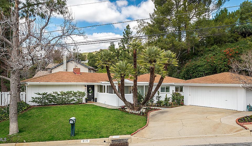 2nd image of 5045 Redwillow Ln