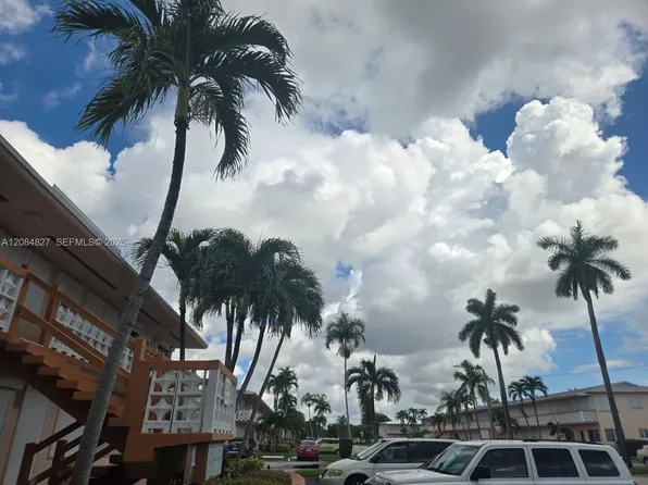 900 SW 11th Ave APT 7C, Hallandale Beach, FL 33009