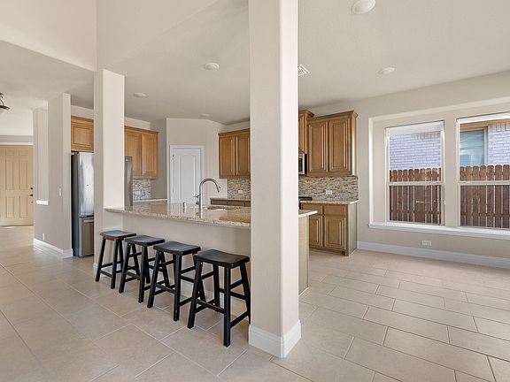 4th image of 4005 Three Forks Rd