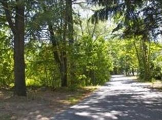 2 Old Marlboro Rd, Maynard, MA 01754