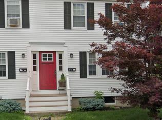 29 Everdean St FLOOR 2, Dorchester, MA 02122