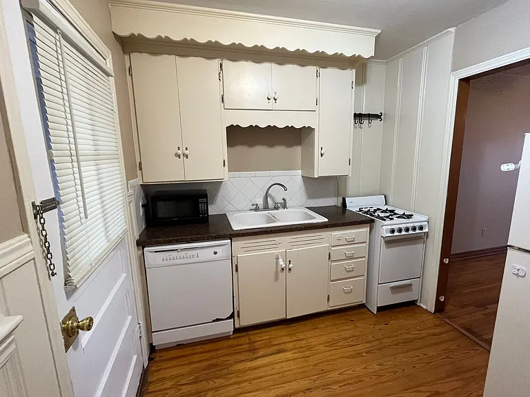1516 1524 South 26th 2517 #2521-O — Photo 9