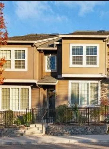 2444 NW Crosswater Ter