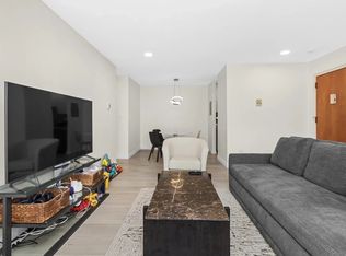 Hilltop Gardens Condominium, Norwood, MA 02062