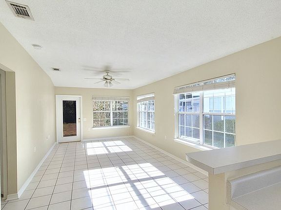 5th image of 2485 Spyglass Cir
