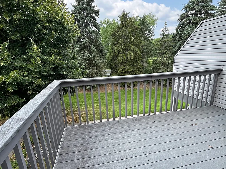 3173 Manitou Dr — Photo 3