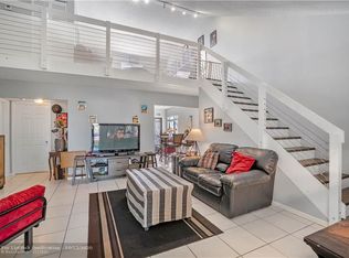 48 Tara Lakes Dr E, Boynton Beach, FL 33436