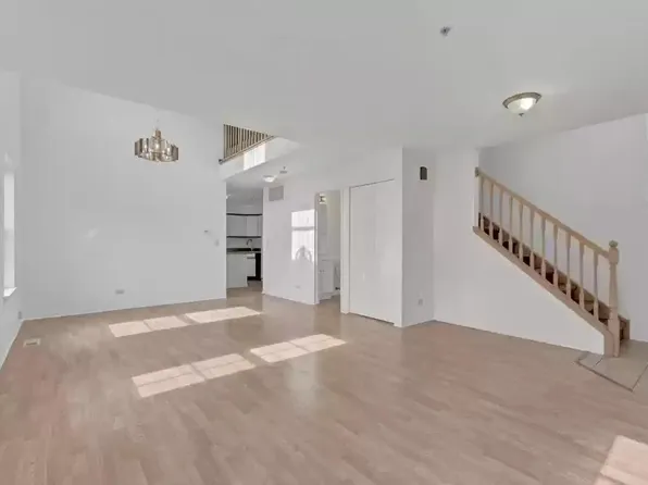 1846 Oslo Ct #1846, Mundelein, IL 60060