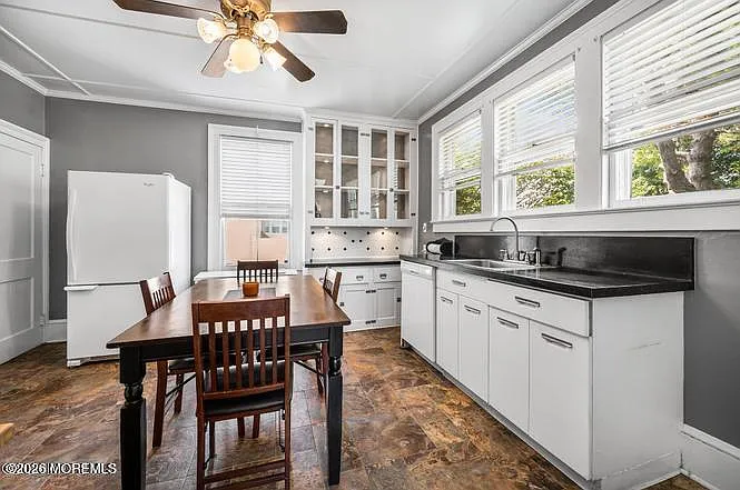 615 Overton Pl — Photo 8
