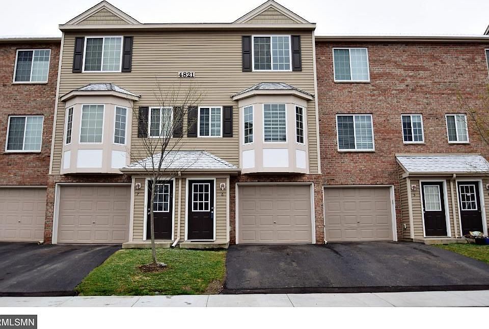 1st image of 4821 Elm Dr N Unit 6