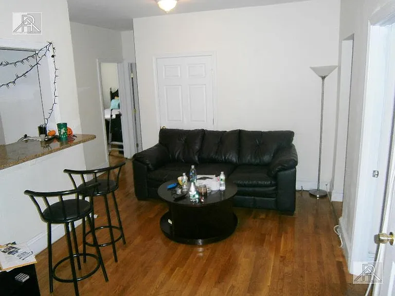 52 Egmont St #5 — Photo 10