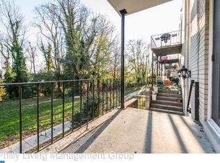 326 Hermit St #1F, Philadelphia, PA 19128