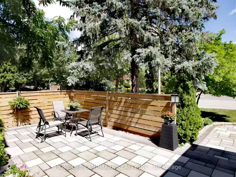 54 Castleridge Dr #MAIN — Photo 2
