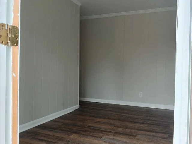 801 Biglen Rd #E — Photo 13