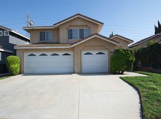 16621 Windcrest Dr, Fontana, CA 92337